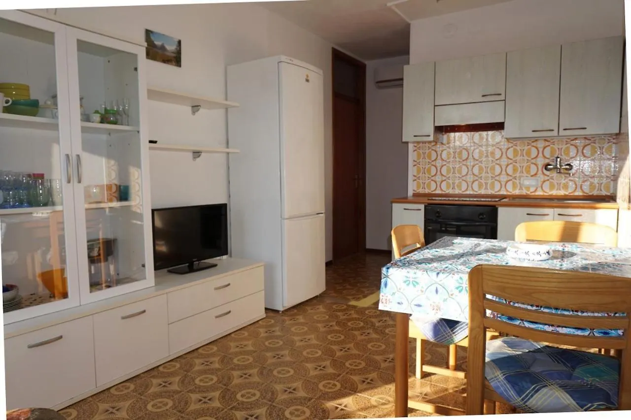 Bright Apartment With Terrace - Beahost Porto Santa Margherita di Caorle 0*,  Italië