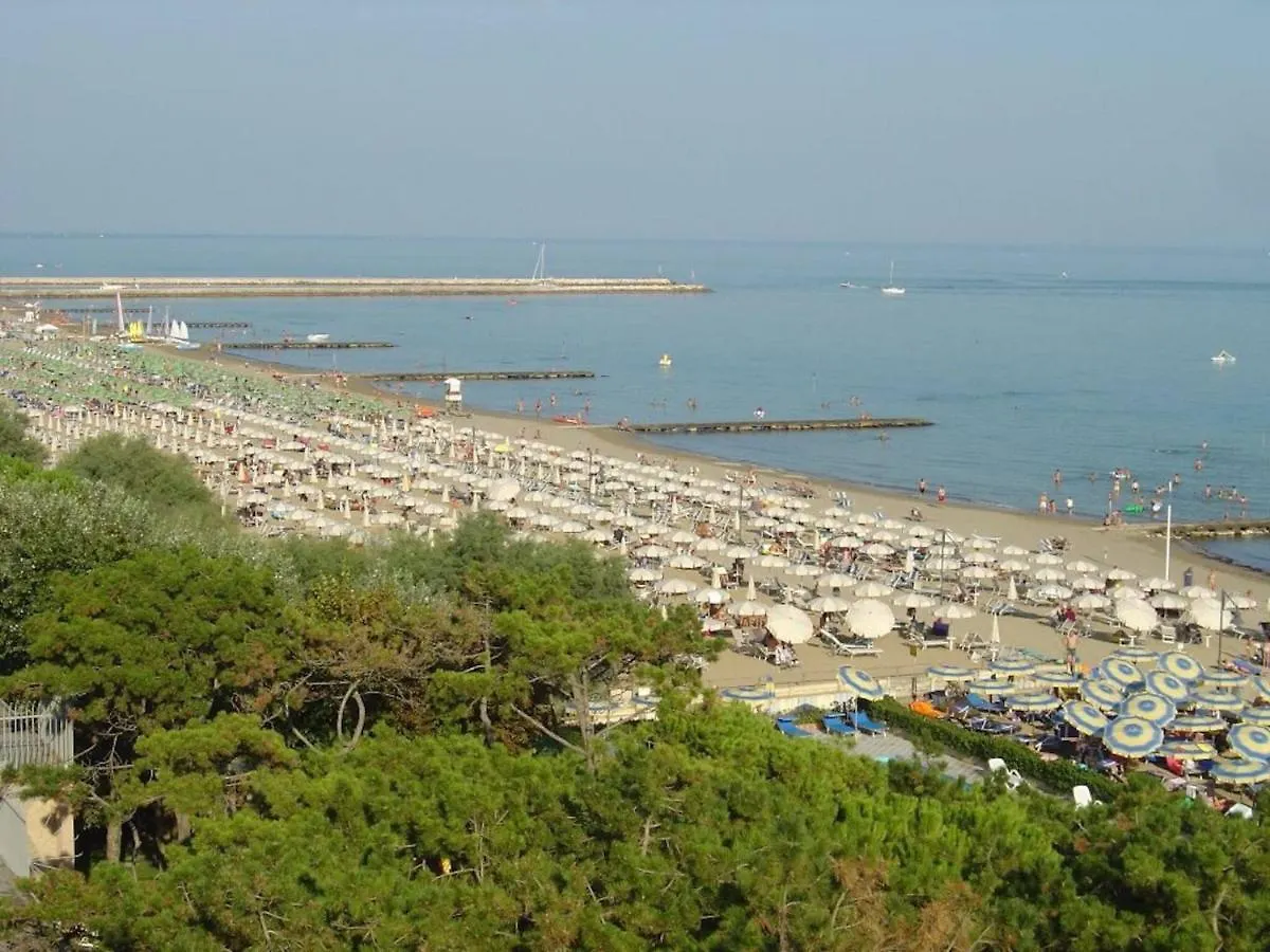 Bright Apartment With Terrace - Beahost Porto Santa Margherita di Caorle