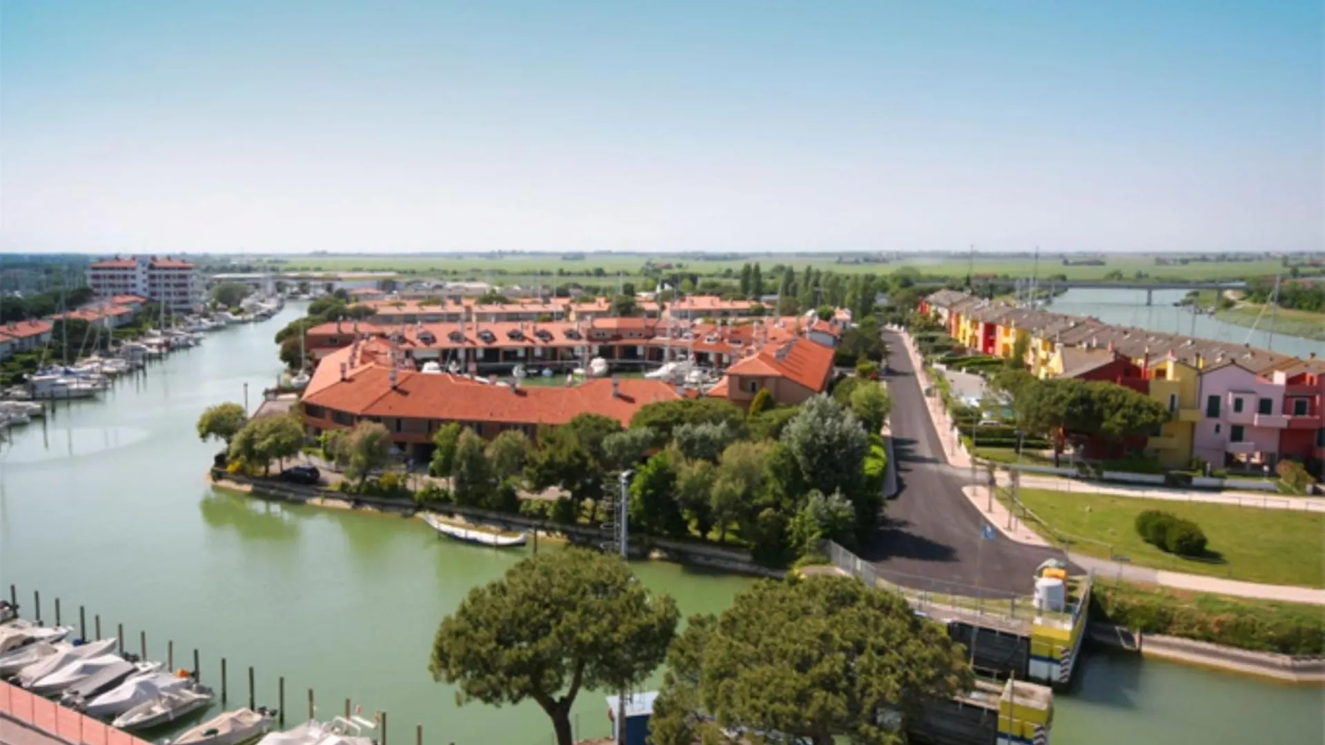 Bright Apartment With Terrace - Beahost Porto Santa Margherita di Caorle 0*,  Italië